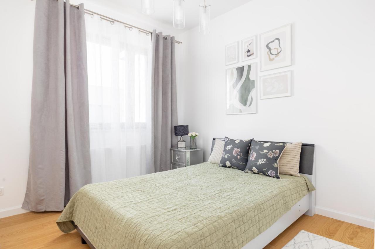 Butas Purple Luxury Warsaw